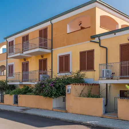 Glorious Le Pavoncelle No1458 Santa Teresa Gallura
